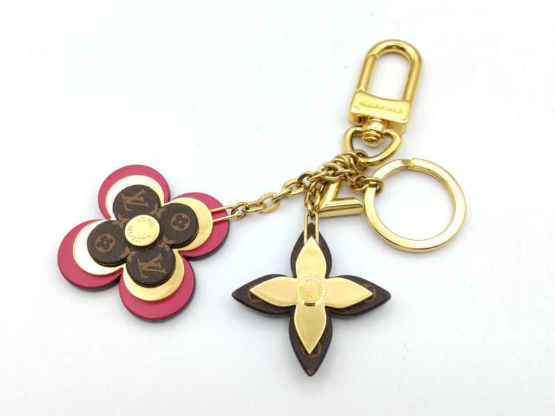 ルイヴィトン買取 ポルトクレブルーミングフラワー M63084